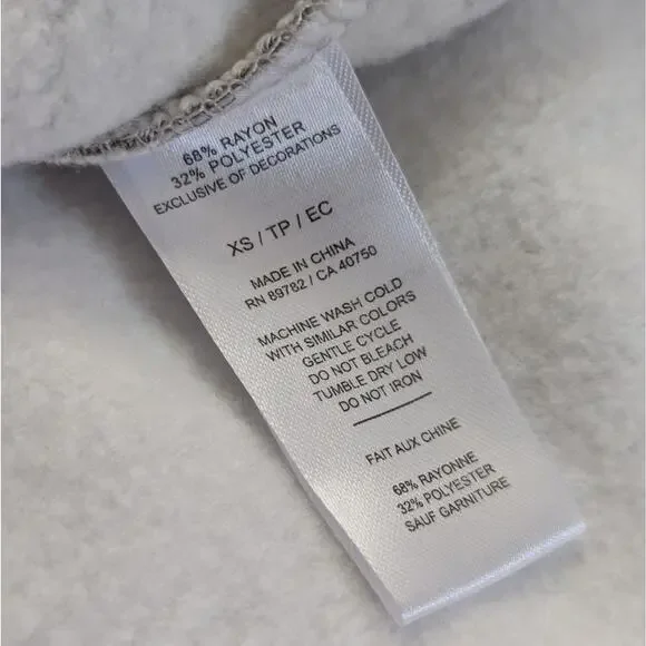 Natori Gray and White Robe
